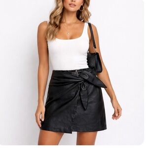 JASON WU Wrap Mini Skirt NEW BLACK FAUX LEATHER Size Small NWT $280 MSRP
